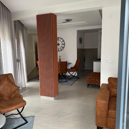 Apartman Anna Atina Будва Екстериор снимка