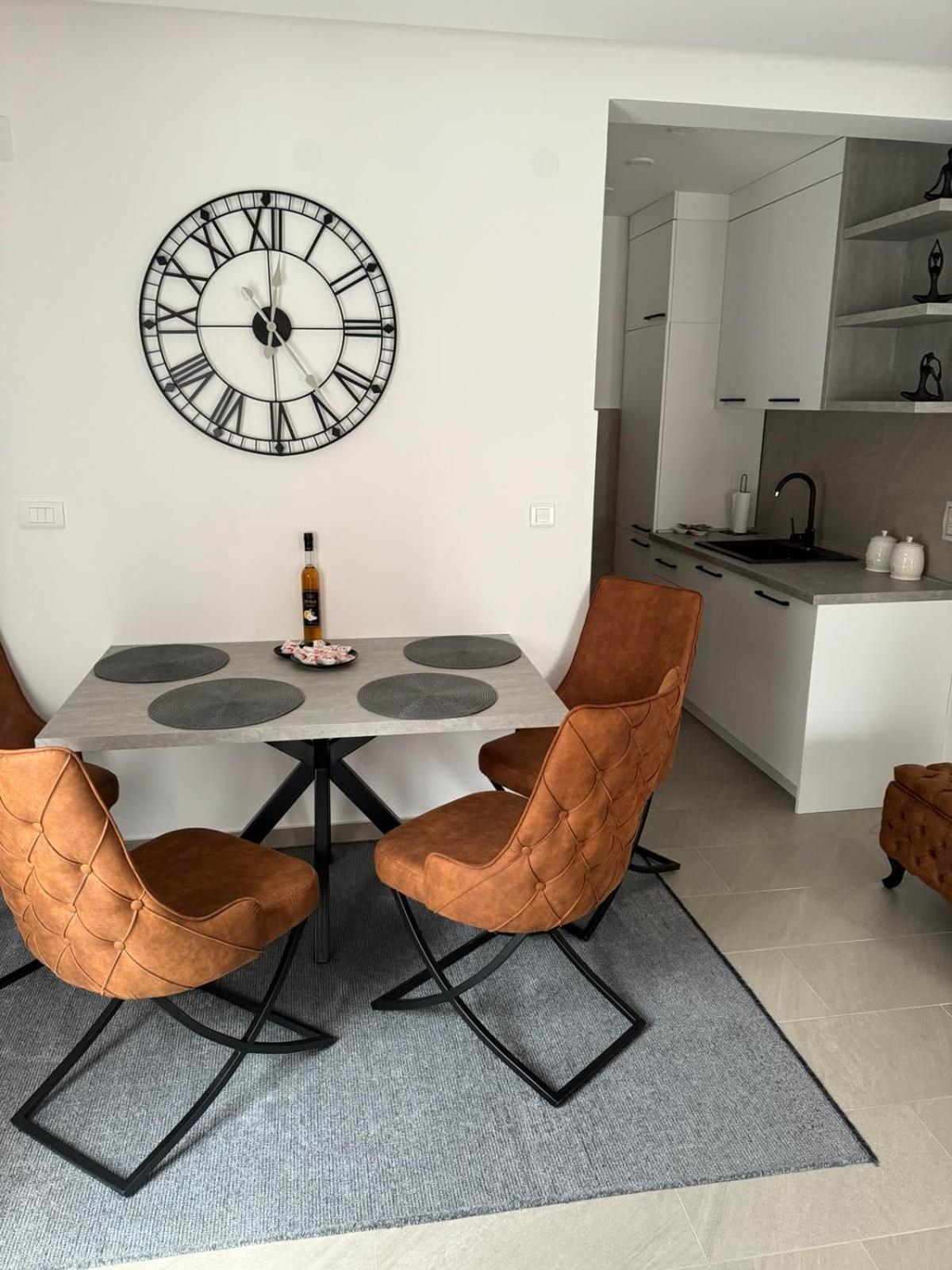 Apartman Anna Atina Будва Екстериор снимка
