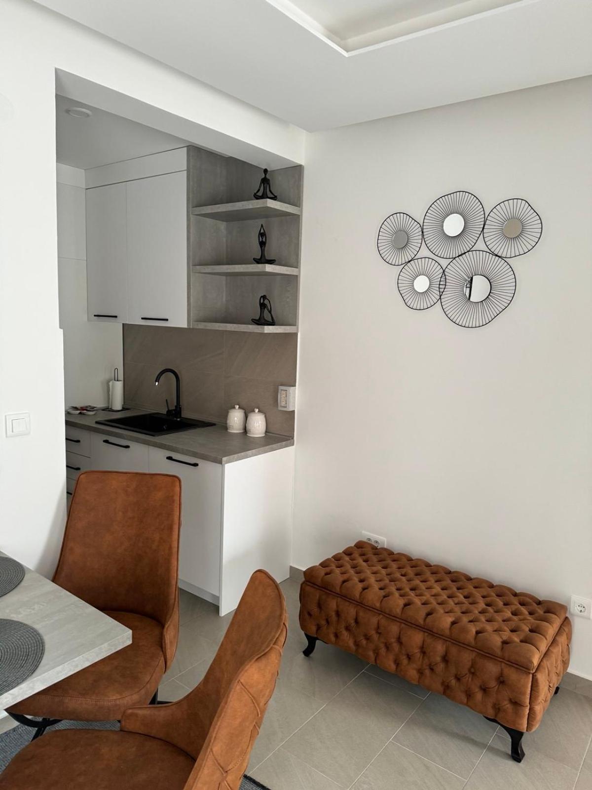Apartman Anna Atina Будва Екстериор снимка